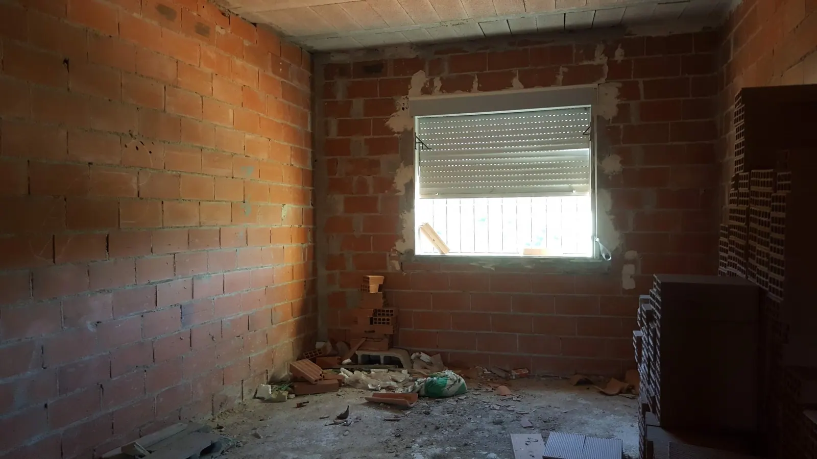 Adosado en construcción